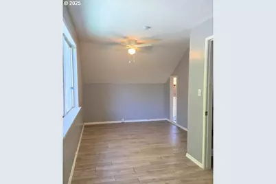 57036 Wamic Market Rd, Wamic, OR 97063 - Photo 27
