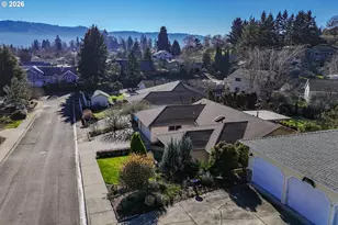 1682 NW Hopper Ct, Roseburg, OR 97471 - Photo 45