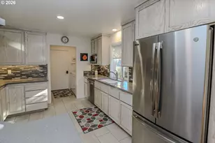 1682 NW Hopper Ct, Roseburg, OR 97471 - Photo 15