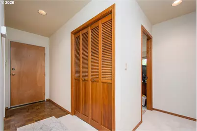616 SW Eastman Pkwy, Gresham, OR 97080 - Photo 5