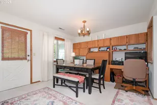616 SW Eastman Pkwy, Gresham, OR 97080 - Photo 11
