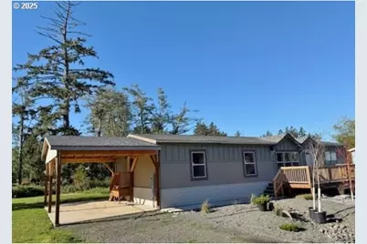 448 Pacific Dr, Hammond, OR 97121 - Photo 1