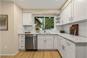 12945 SW Hackamore Ct, Beaverton, OR 97008 - Photo 9