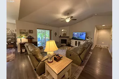 784 Pebble Crk St, Sutherlin, OR 97479 - Photo 17