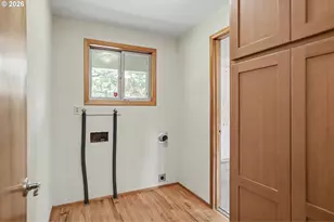 560 NW Merrie Dr, Corvallis, OR 97330 - Photo 15