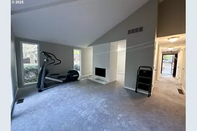 7612 SW Cresmoor Dr, Beaverton, OR 97008 - Photo 9