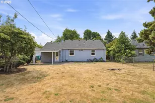 9233 SE Morrison St, Portland, OR 97216 - Photo 37