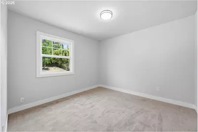 9233 SE Morrison St, Portland, OR 97216 - Photo 29