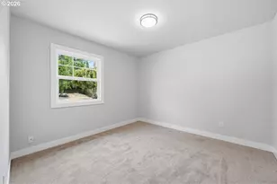 9233 SE Morrison St, Portland, OR 97216 - Photo 29