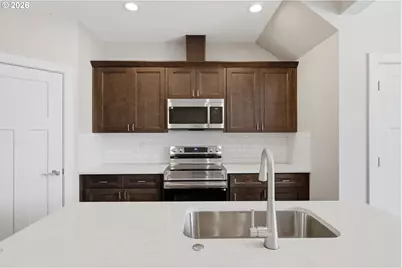 4011 SW Royal Ave, Gresham, OR 97080 - Photo 17