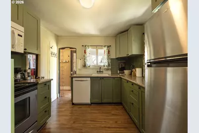 515 E Gloucester St, Gladstone, OR 97027 - Photo 7