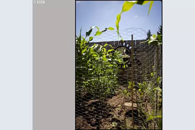 515 E Gloucester St, Gladstone, OR 97027 - Photo 39