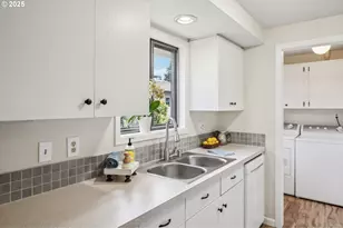 3836 NE 45th St, Vancouver, WA 98661 - Photo 9