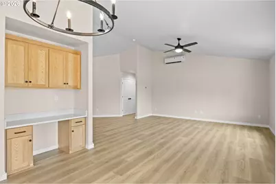 161 Collins Ct, Winston, OR 97496 - Photo 11