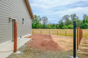 161 Collins Ct, Winston, OR 97496 - Photo 23