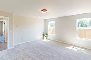 161 Collins Ct, Winston, OR 97496 - Photo 7
