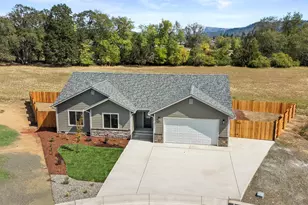 161 Collins Ct, Winston, OR 97496 - Photo 3