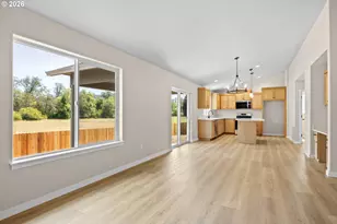 161 Collins Ct, Winston, OR 97496 - Photo 13