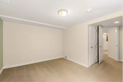 522 NE Sumner St, Portland, OR 97211 - Photo 29