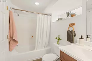 522 NE Sumner St, Portland, OR 97211 - Photo 31