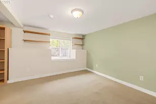 522 NE Sumner St, Portland, OR 97211 - Photo 27