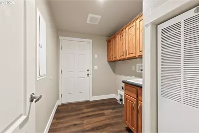 4155 NE Three Mile Ln #25, McMinnville, OR 97128 - Photo 35