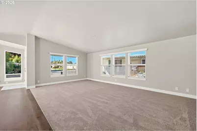4155 NE Three Mile Ln #25, McMinnville, OR 97128 - Photo 17