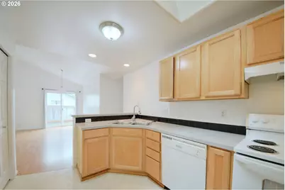785 Red Cedar Ct, Eugene, OR 97402 - Photo 7