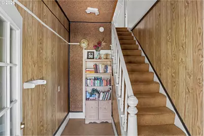 700 S Water St, Silverton, OR 97381 - Photo 21