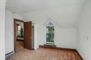 700 S Water St, Silverton, OR 97381 - Photo 25