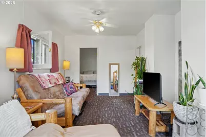 700 S Water St, Silverton, OR 97381 - Photo 15