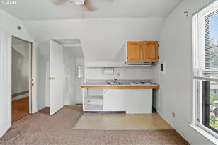 700 S Water St, Silverton, OR 97381 - Photo 17