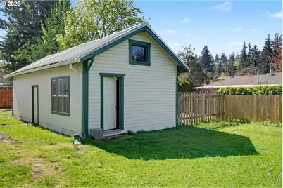 700 S Water St, Silverton, OR 97381 - Photo 39