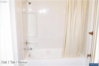 700 S Water St, Silverton, OR 97381 - Photo 11