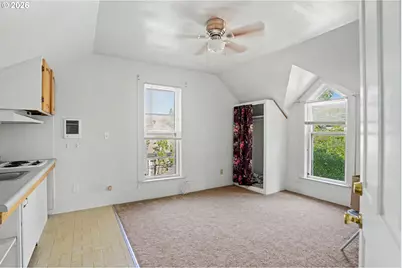 700 S Water St, Silverton, OR 97381 - Photo 37