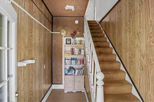 700 S Water St, Silverton, OR 97381 - Photo 5