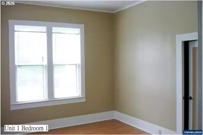 700 S Water St, Silverton, OR 97381 - Photo 9