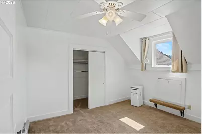 700 S Water St, Silverton, OR 97381 - Photo 33