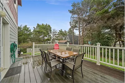 26035 Beach Dr, Rockaway Beach, OR 97136 - Photo 9