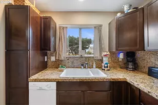 26035 Beach Dr, Rockaway Beach, OR 97136 - Photo 5