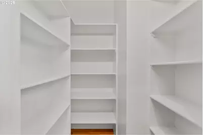 717 NE Beech St, Portland, OR 97212 - Photo 15