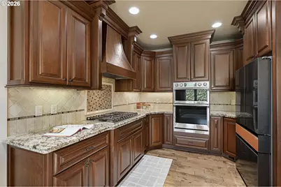 9739 NW Henry Ct, Portland, OR 97229 - Photo 11