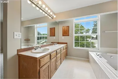 21638 NE Interlachen Ln, Fairview, OR 97024 - Photo 21