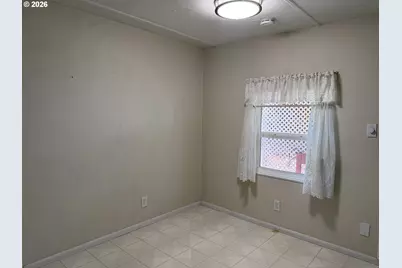 5335 Main St #10, Springfield, OR 97478 - Photo 11