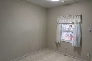 5335 Main St, Springfield, OR 97478 - Photo 11