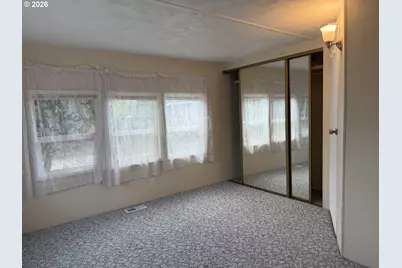 5335 Main St #10, Springfield, OR 97478 - Photo 13