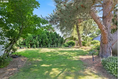 628 SE 33rd Ct, Hillsboro, OR 97123 - Photo 19