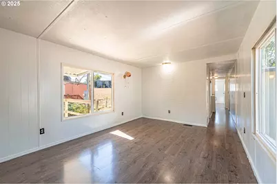 34956 Seavey Loop Rd #11, Eugene, OR 97405 - Photo 5