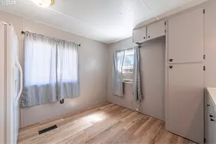 34956 Seavey Loop Rd, Eugene, OR 97405 - Photo 3