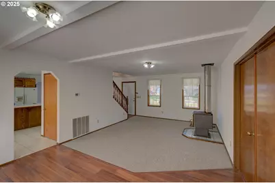 34009 Territory Rd, Oysterville, WA 98641 - Photo 13